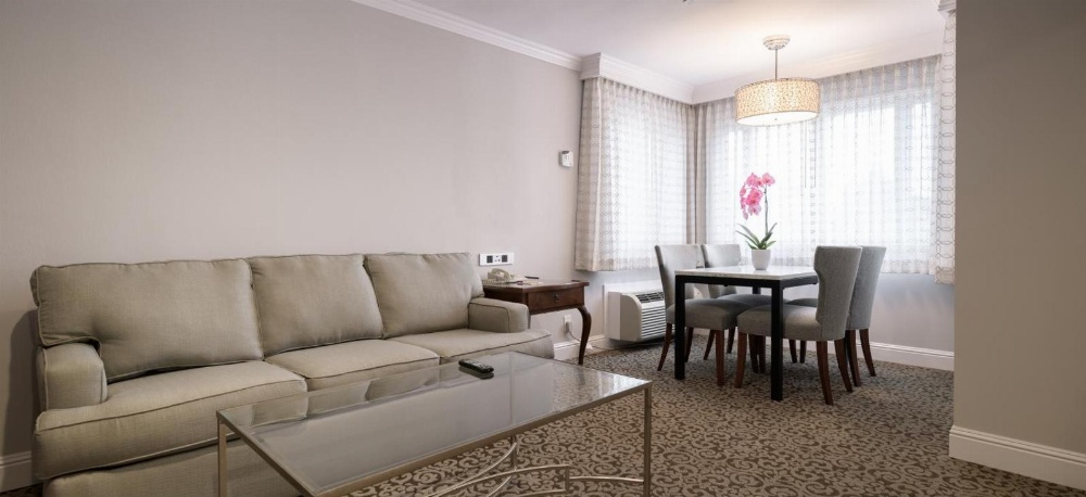 Woodcrest Hotel Cupertino